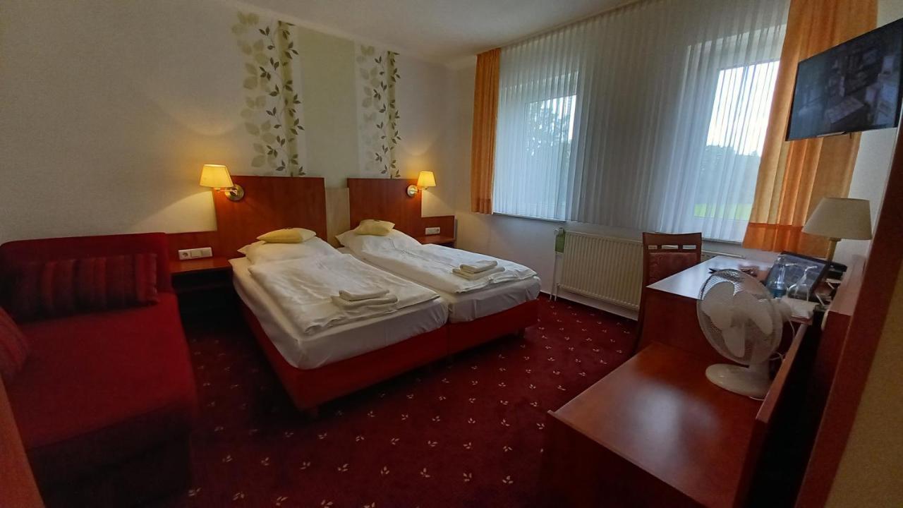 Kraeuterhotel & Restaurant Heidejaeger Mulmshorn المظهر الخارجي الصورة
