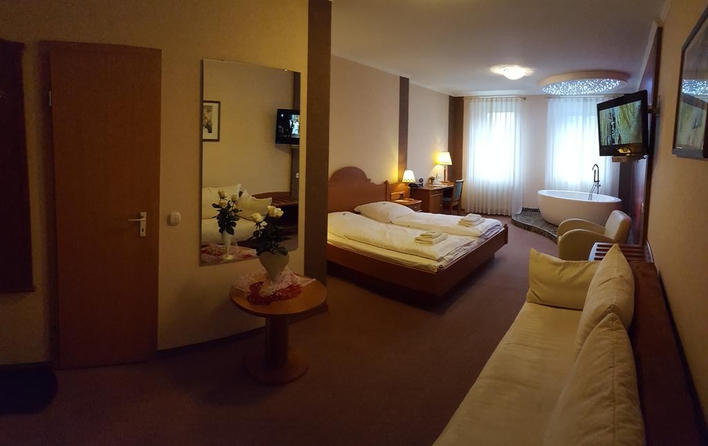 Kraeuterhotel & Restaurant Heidejaeger Mulmshorn المظهر الخارجي الصورة